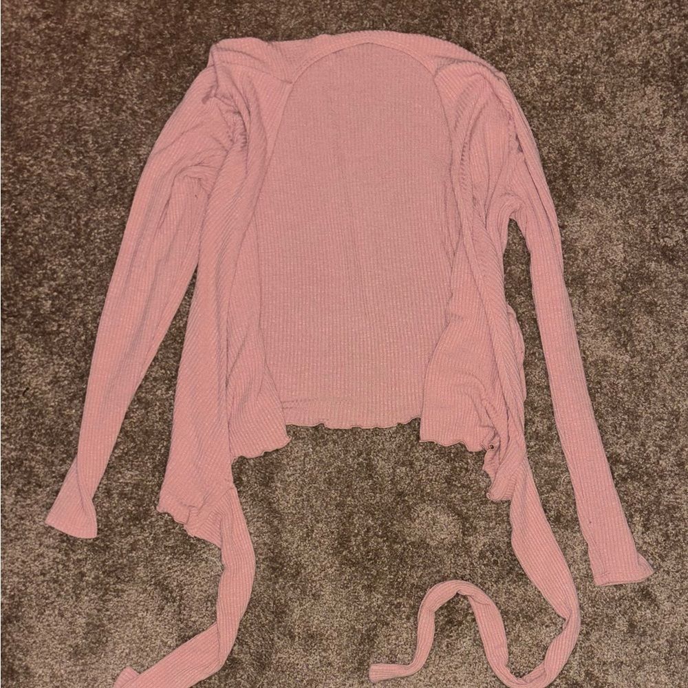 Abercrombie & Fitch ballet wrap sweater in a soft pink hue! Size L - Picture 4 of 12